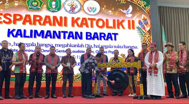 Pembukaan PESPARANI Katolik Kalimantan Barat di Aula Gedung Pasifikus lantai 3